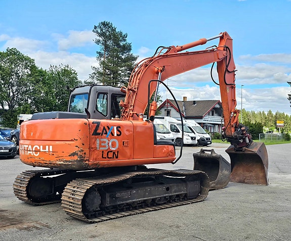 Hitachi ZX130LCN, 2008 mod, 12294 timer, Rotortilt og 2 skuffer. 5 of 5