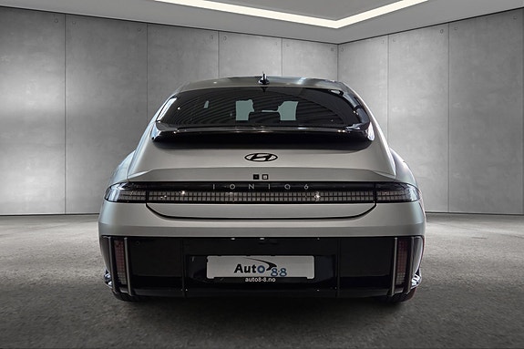 Hyundai Ioniq 6 5 of 5