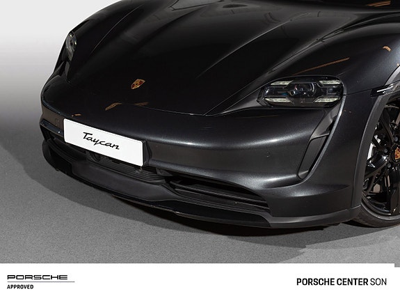 Porsche Taycan Cross Turismo 5 of 15