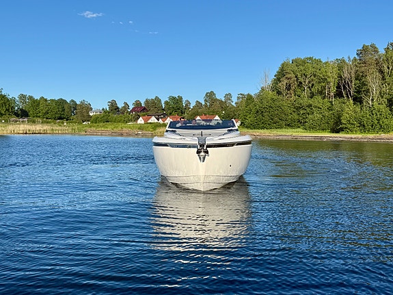 Fairline F//line 33 5 of 5