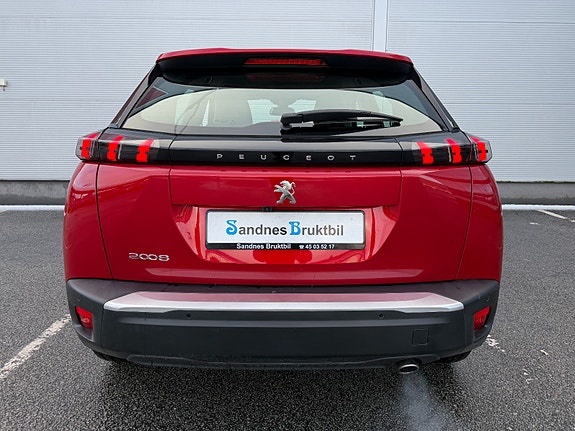 Peugeot 2008 4 of 5
