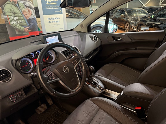 Opel Meriva 12 of 16