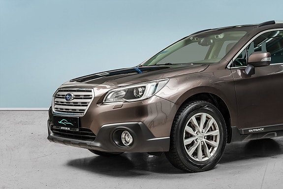 Subaru Outback 2 of 5