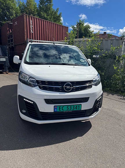 Opel Vivaro 2 of 12
