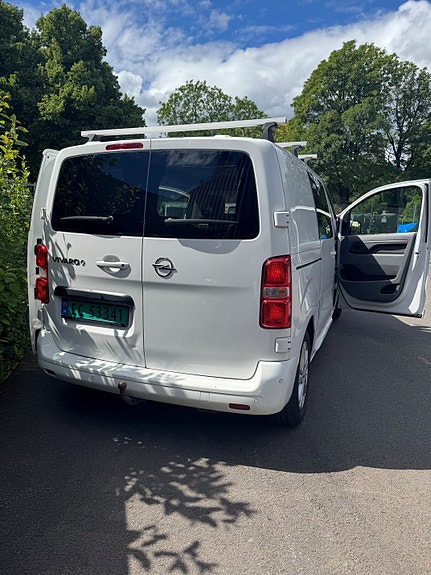 Opel Vivaro 5 of 12