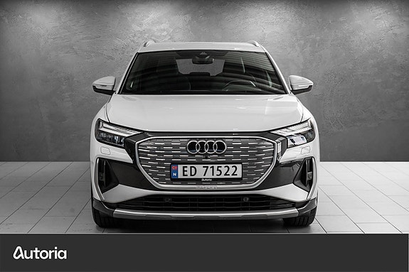 Audi Q4 e-tron 3 of 29