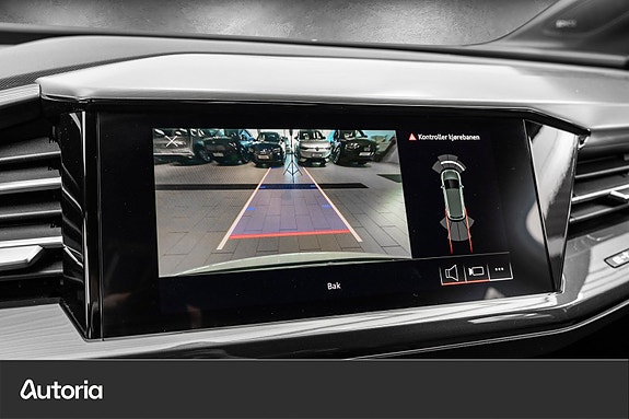 Audi Q4 e-tron 26 of 29
