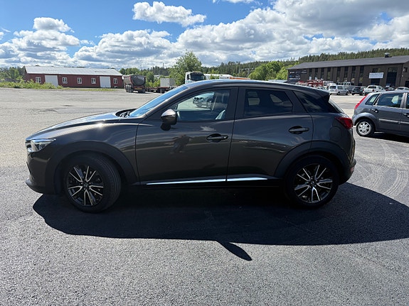 Mazda CX-3 2 of 5