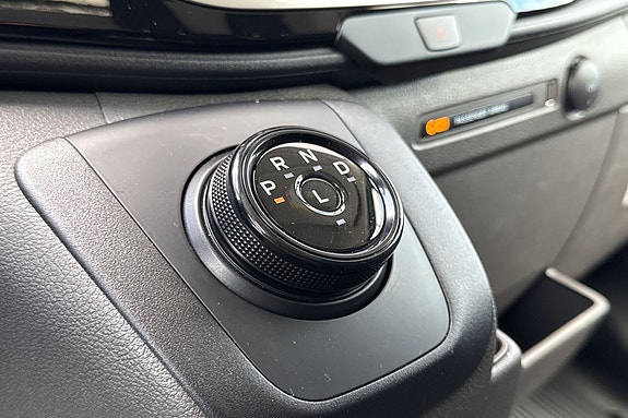 Ford Transit 22 of 23