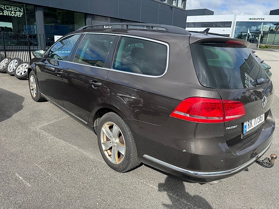 Volkswagen Passat 4 of 5