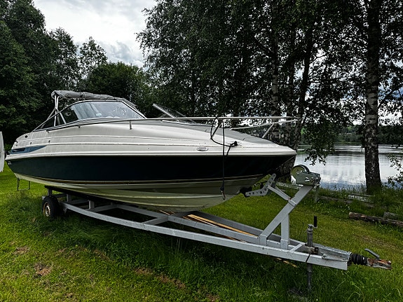 Maxum 2100 4.3 V6 NY MOTOR 2 of 12