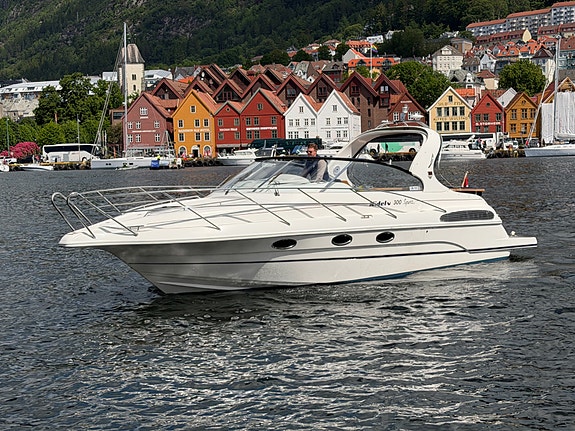 Nidelv 300 Sport Forlenget badeplattform. Ny kalesje 2024 4 of 30