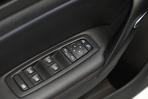 Renault Megane 23 of 30