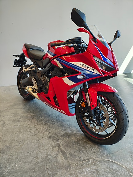 Honda CBR650 10 of 10