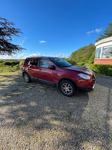Nissan Qashqai+2 3 of 5