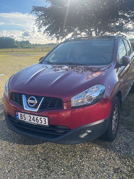Nissan Qashqai+2 2 of 5