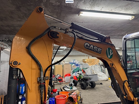 Case CX 30B S2 ZTS m/ 3 skuffer, klype og henger. 4 of 5