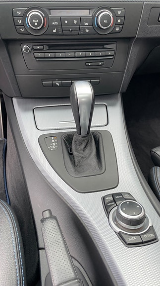 BMW 318i 16 of 28