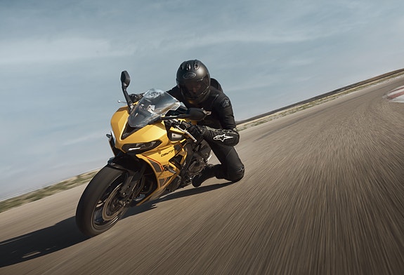 Triumph Daytona 660 Nyhet ! 5 of 10
