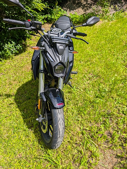 VOGE 125 R 4 of 5