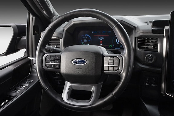 Ford F-150 16 of 23