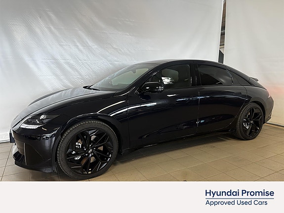 Hyundai Ioniq 6 3 of 5