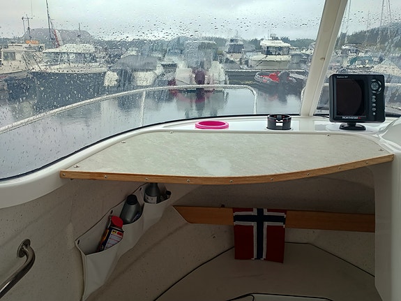 Quicksilver Pilothouse 630 15 of 27