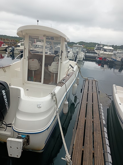 Quicksilver Pilothouse 630 6 of 27