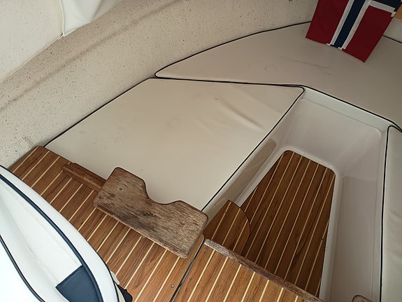 Quicksilver Pilothouse 630 19 of 27