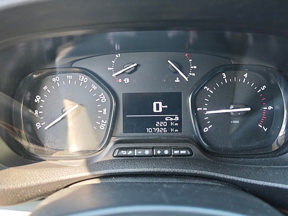 Toyota Proace 8 of 9