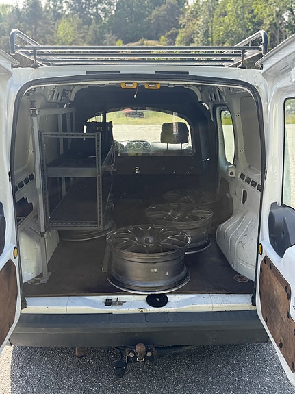 Ford Transit Connect 15 of 16