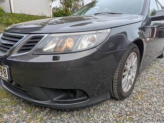 Saab 9-3 4 of 5