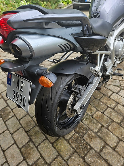 Yamaha FZ6-S S2 Fazer 9 of 18