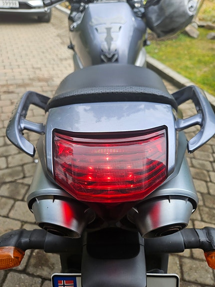 Yamaha FZ6-S S2 Fazer 7 of 18