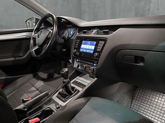 Skoda Octavia 16 of 25