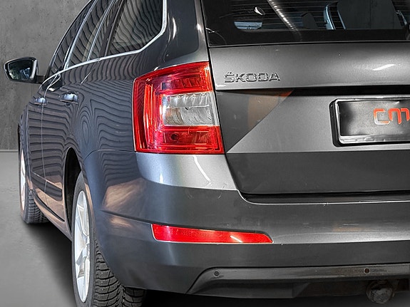 Skoda Octavia 10 of 25