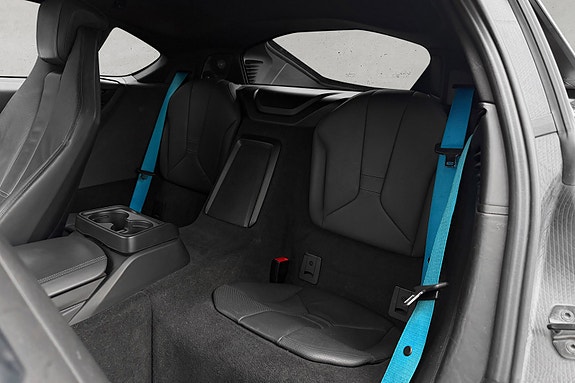 BMW i8 22 of 30