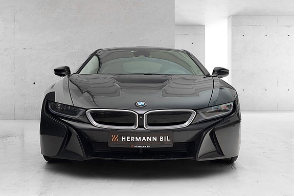 BMW i8 16 of 30