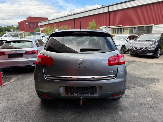 Peugeot 4008 4 of 5