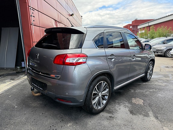 Peugeot 4008 3 of 5