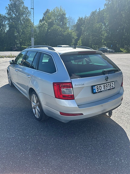 Skoda Octavia 4 of 5