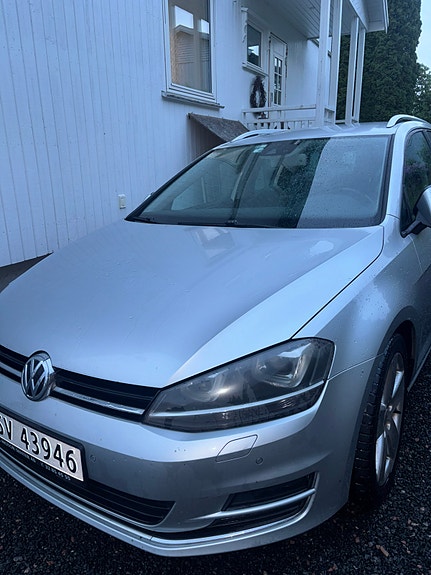 Volkswagen Golf VII 2 of 5
