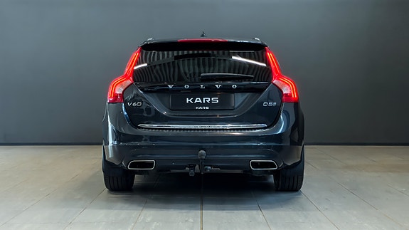 Volvo V60 4 of 5