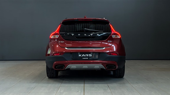 Volvo V40 Cross Country 4 of 5