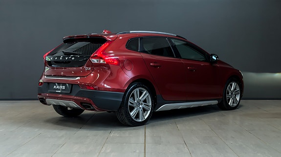 Volvo V40 Cross Country 5 of 5