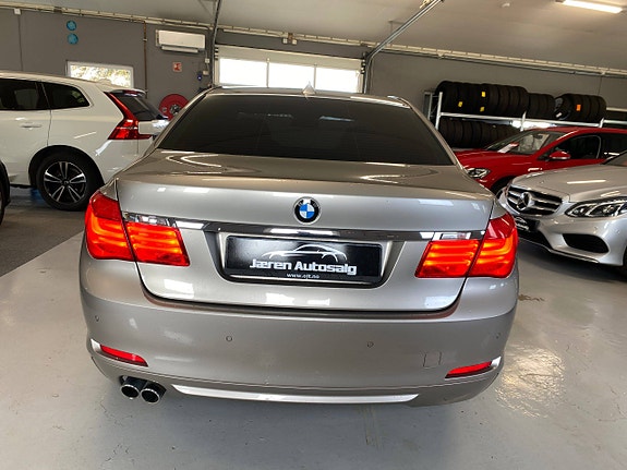 BMW 7-Serie 5 of 5