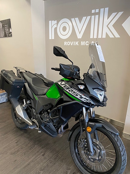 Kawasaki X-300 VERSUS A2 3 of 4