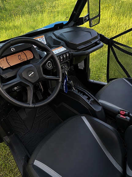 Can-Am Maverick Trail DPS 700 3 of 5
