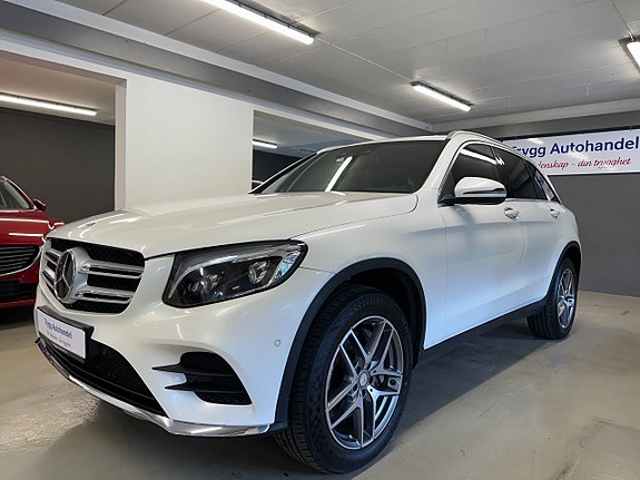 Mercedes-Benz GLC350 e 4 of 5