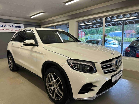 Mercedes-Benz GLC350 e 3 of 5